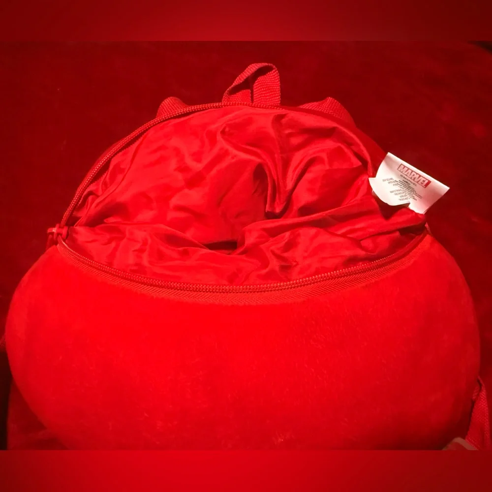 Marvel Red Plush Pillow - Picture 4 of 5